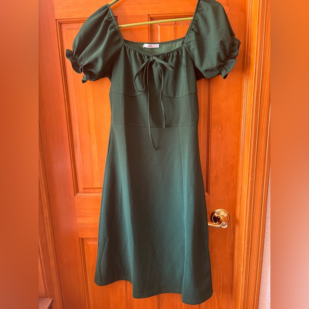Elegant Green Puff Sleeve Dress